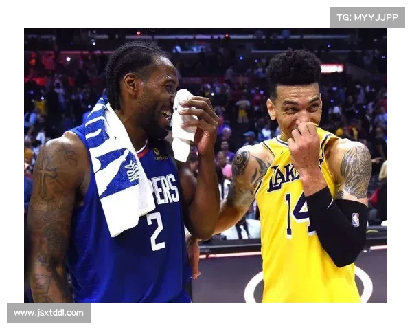 丹尼格林称猛龙夺冠受益詹姆斯西迁东部格局变化成关键因素